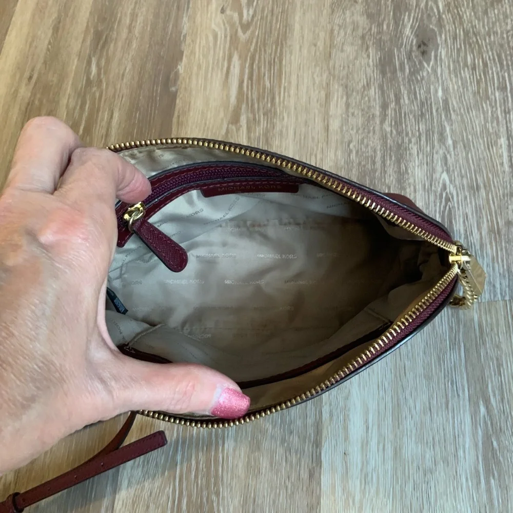 Michael Kors Red Jetset Travel Dome Crossbody bag